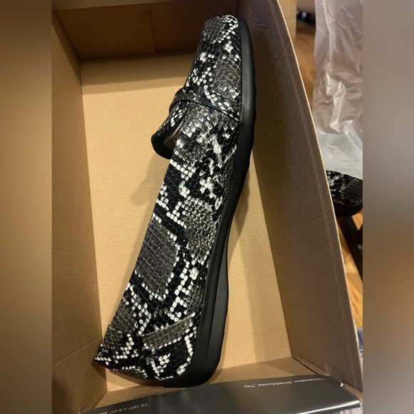 Cloud Walkers By Avenue BLAKELY Slip On Loafer Shoes Wide Width Black - Picture 4 of 7